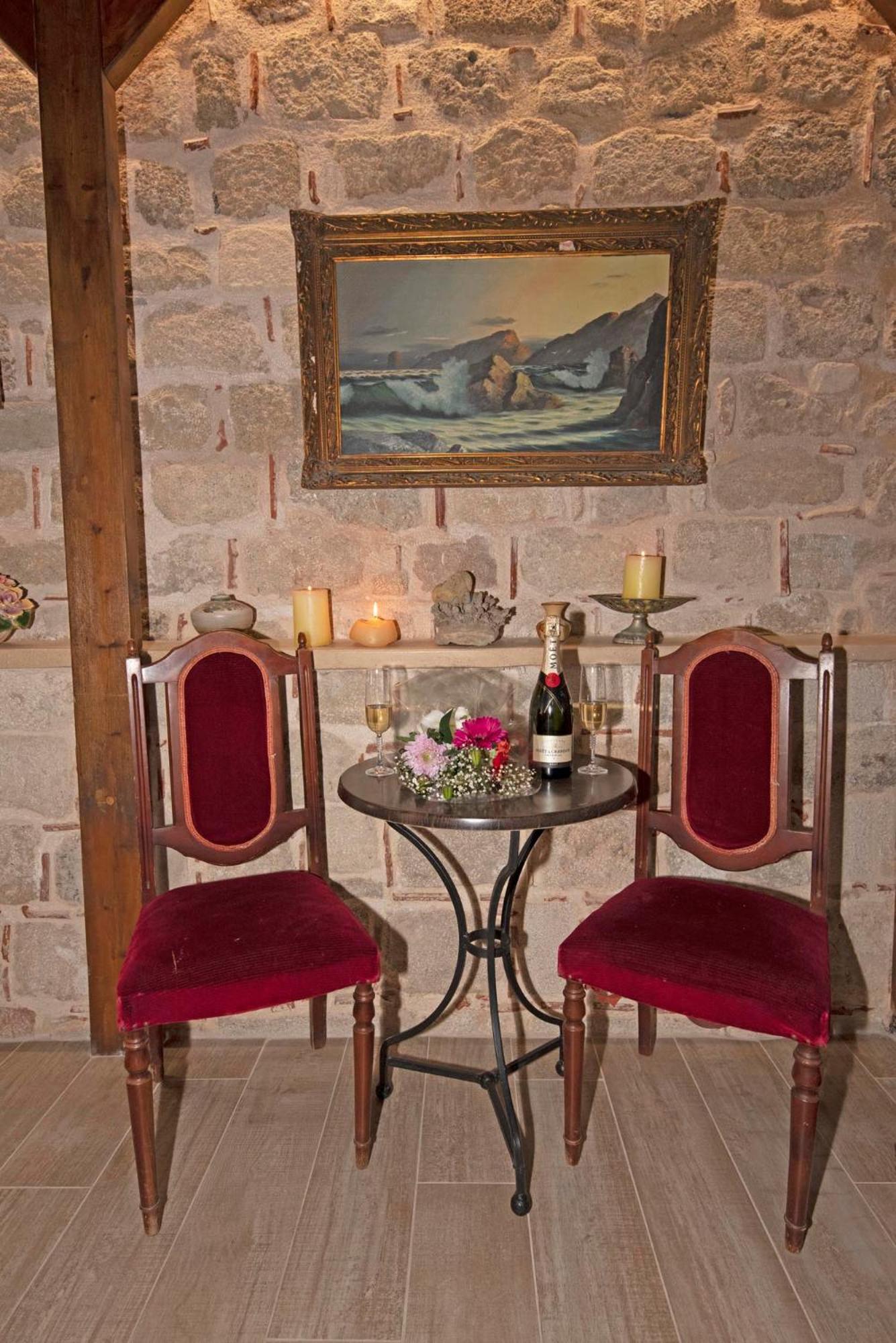 Arionos Rooms - Old Town Rhodes City Екстер'єр фото